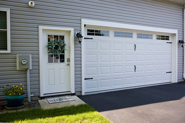 24/7 Emergency Garage Door Panel Replacement experts in Denton, NC